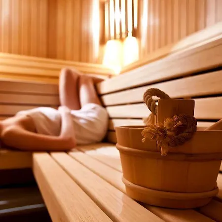 Hanseatic - Adults Only